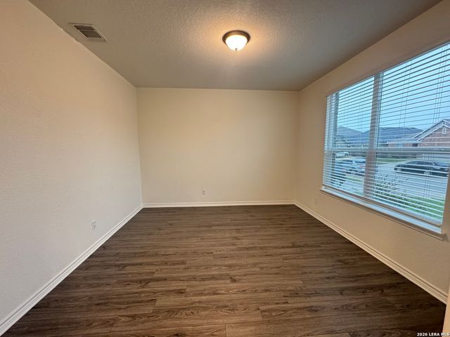 2072 Oxbow, New Braunfels, TX 78130