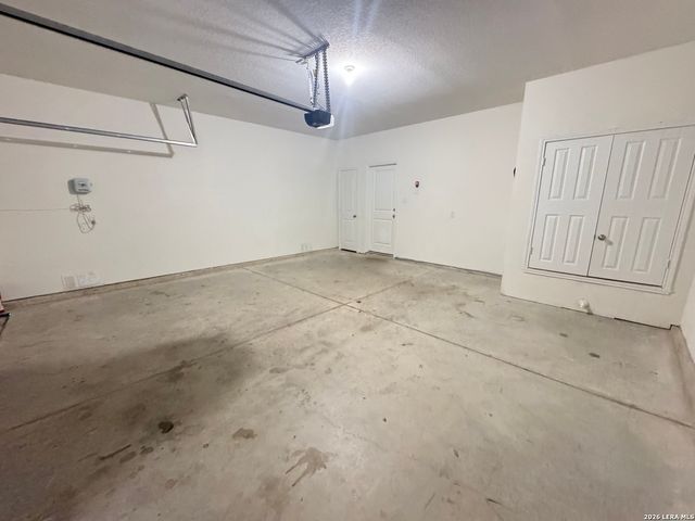 2072 Oxbow, New Braunfels, TX 78130