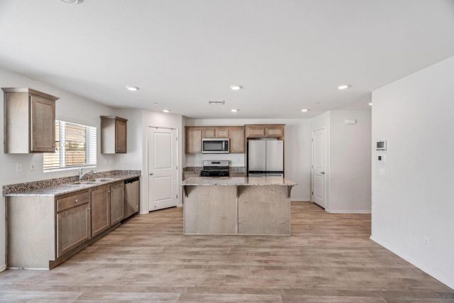 30736 Thunderbird, Winchester, CA 92596