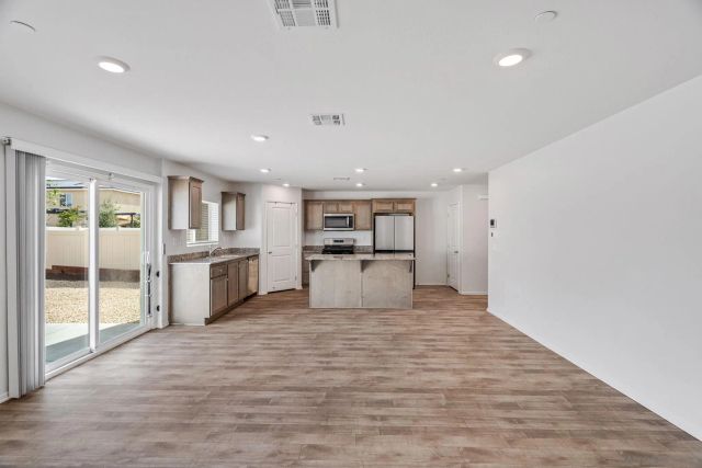 30736 Thunderbird, Winchester, CA 92596