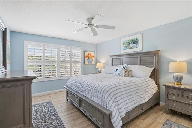 4944 Corsica Square, Vero Beach, FL 32967