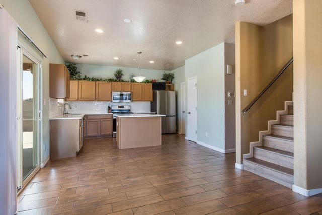 600 Avanti Street SW, Albuquerque, NM 87121