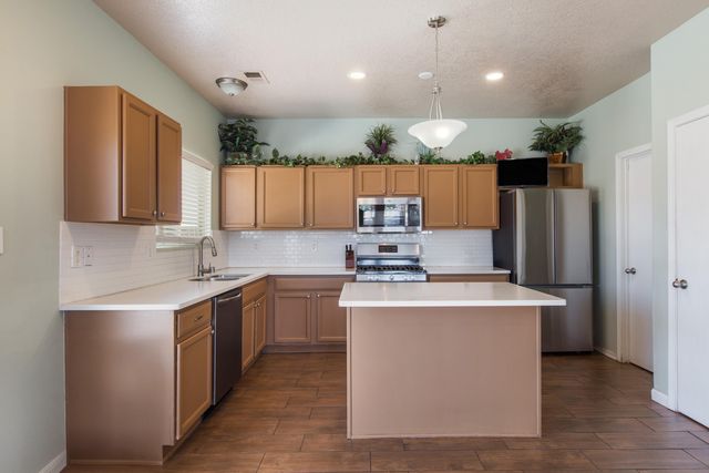600 Avanti Street SW, Albuquerque, NM 87121