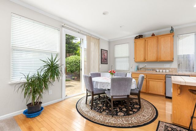 1560 Arcola Ave, Sacramento, CA 95835