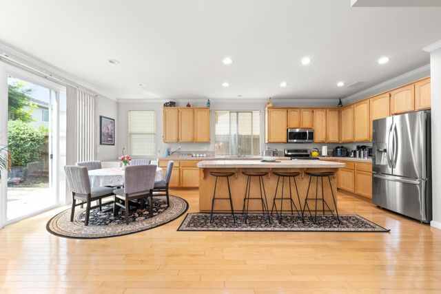 1560 Arcola Ave, Sacramento, CA 95835