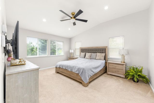 1560 Arcola Ave, Sacramento, CA 95835