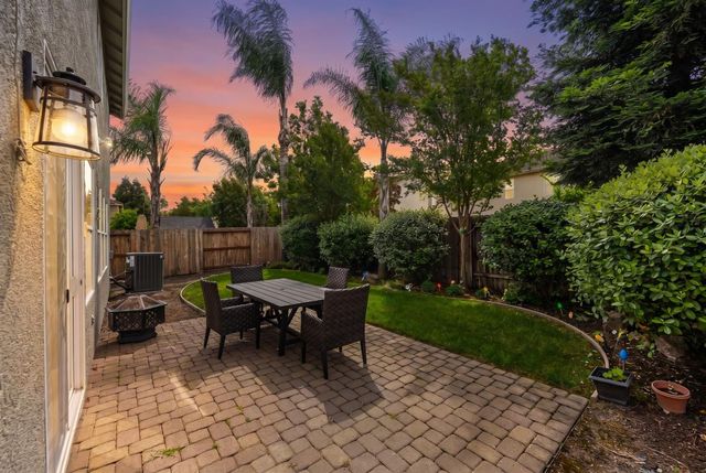 1560 Arcola Ave, Sacramento, CA 95835