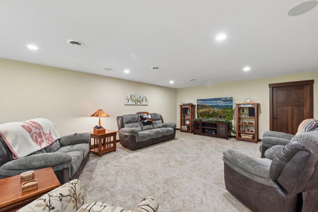 1233 119th Avenue, Roberts, WI 54023