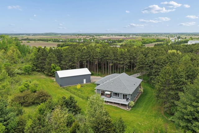1233 119th Avenue, Roberts, WI 54023