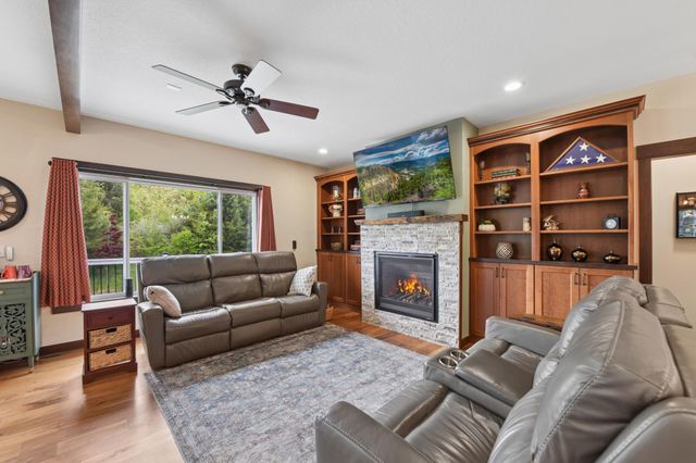 1233 119th Avenue, Roberts, WI 54023