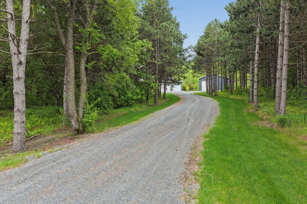 1233 119th Avenue, Roberts, WI 54023
