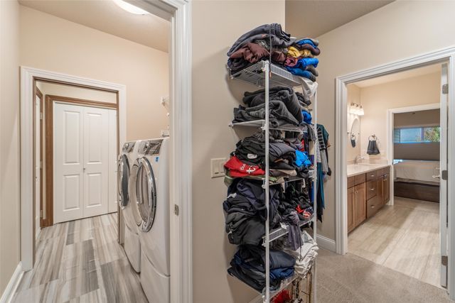 1588 SE Blackthorne Drive, Waukee, IA 50263