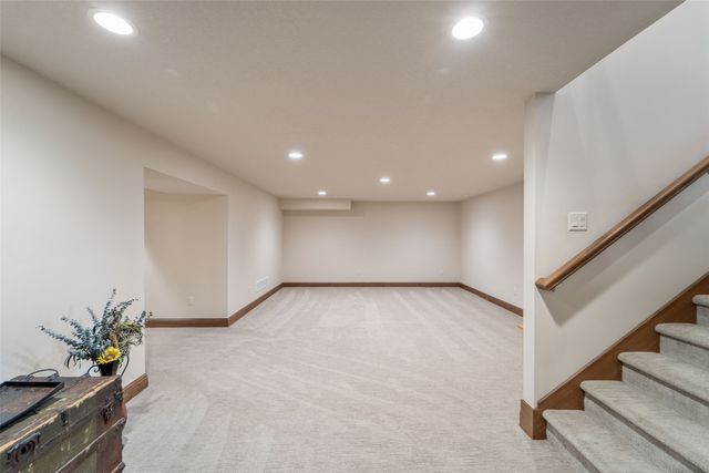 1588 SE Blackthorne Drive, Waukee, IA 50263