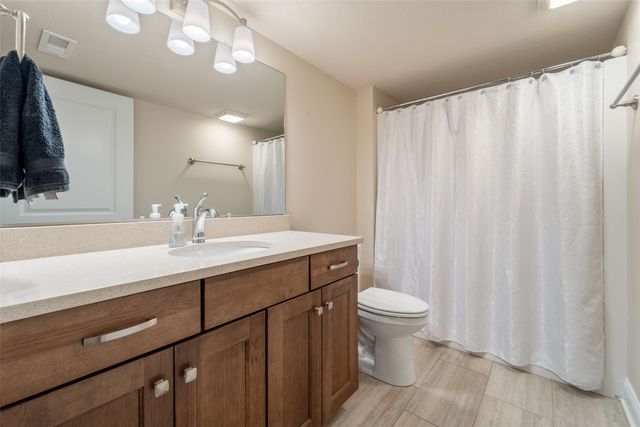 1588 SE Blackthorne Drive, Waukee, IA 50263