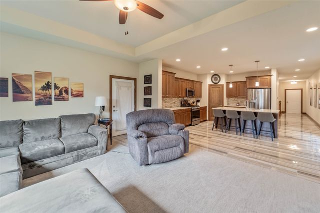 1588 SE Blackthorne Drive, Waukee, IA 50263