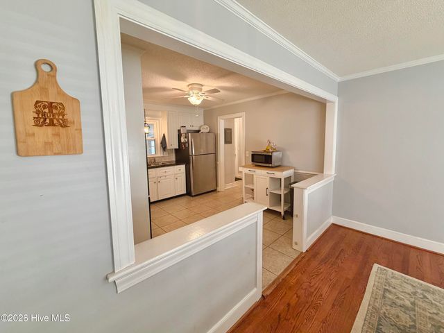 1801 Crestview Street, Kinston, NC 28504