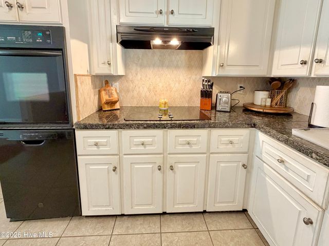 1801 Crestview Street, Kinston, NC 28504