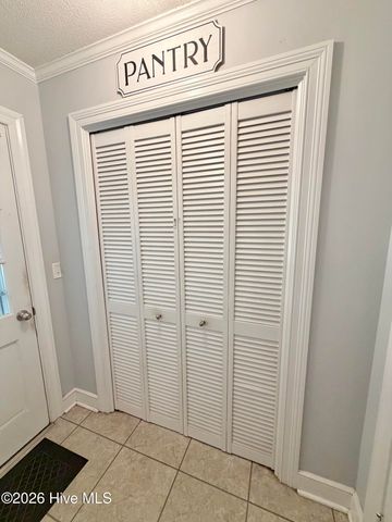 1801 Crestview Street, Kinston, NC 28504