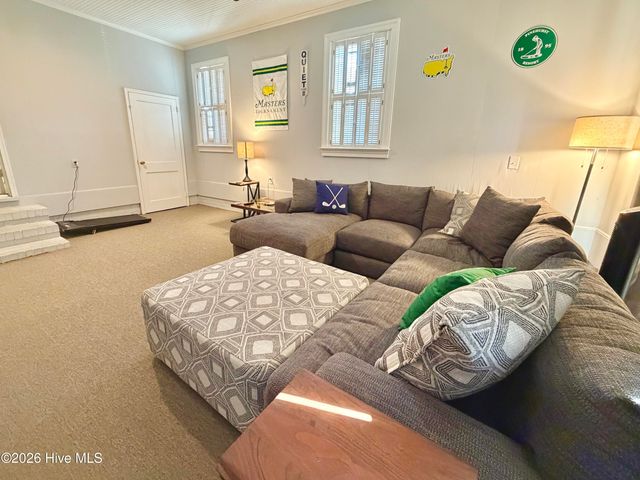 1801 Crestview Street, Kinston, NC 28504