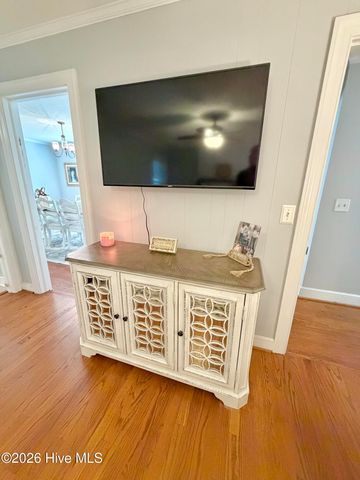 1801 Crestview Street, Kinston, NC 28504