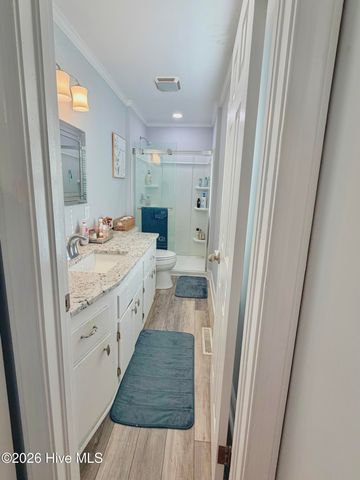 1801 Crestview Street, Kinston, NC 28504