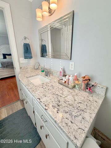 1801 Crestview Street, Kinston, NC 28504