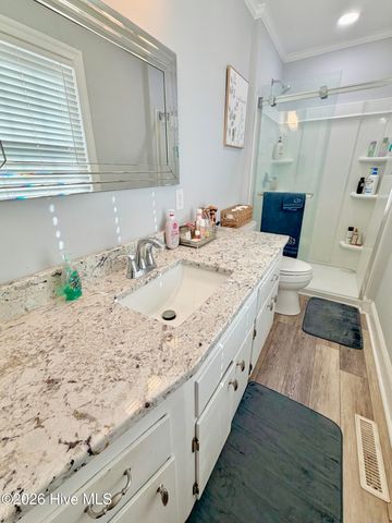 1801 Crestview Street, Kinston, NC 28504