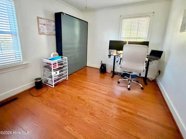 1801 Crestview Street, Kinston, NC 28504