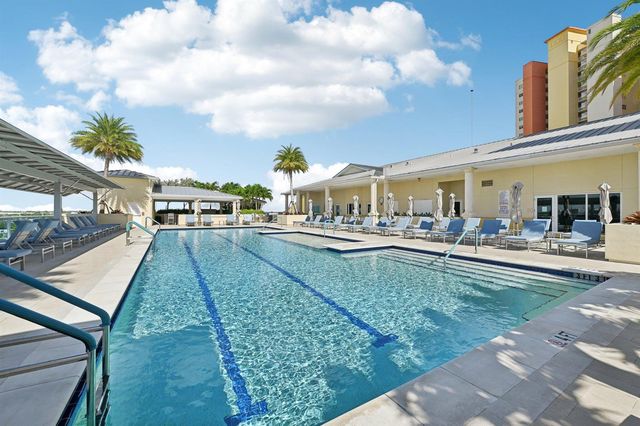 2640 Lake Shore Drive 1810, Riviera Beach, FL 33404