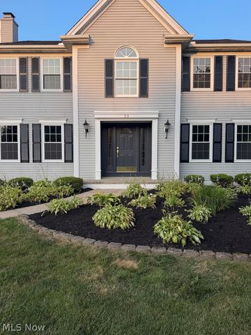 73 Lakecrest Boulevard, Hinckley, OH 44233