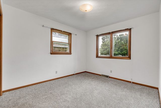 11822 3rd Street, Milan, IL 61264