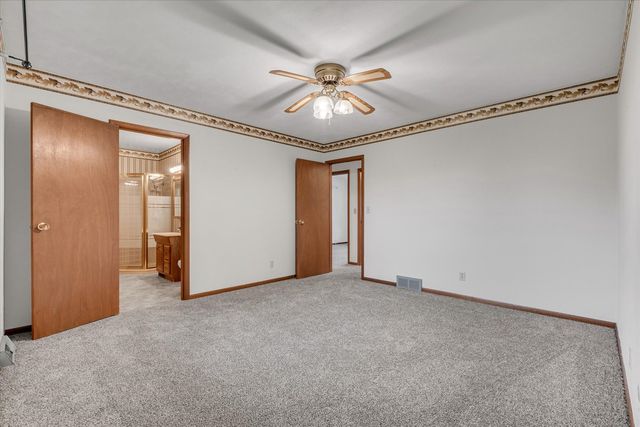 11822 3rd Street, Milan, IL 61264