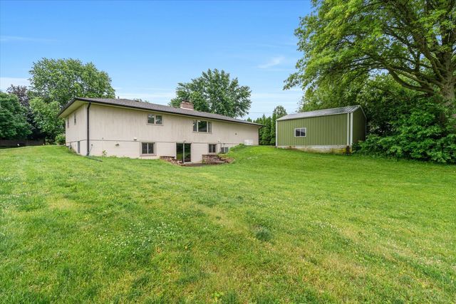 11822 3rd Street, Milan, IL 61264