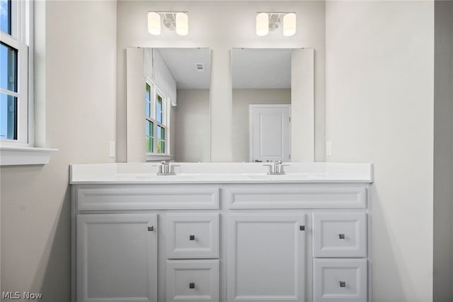 1012 Ashford Court, Columbia Station, OH 44028