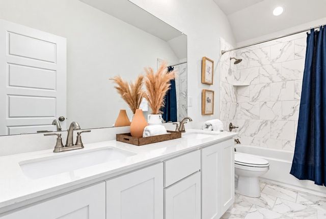 216 Cow Hand Drive, Waxahachie, TX 75165