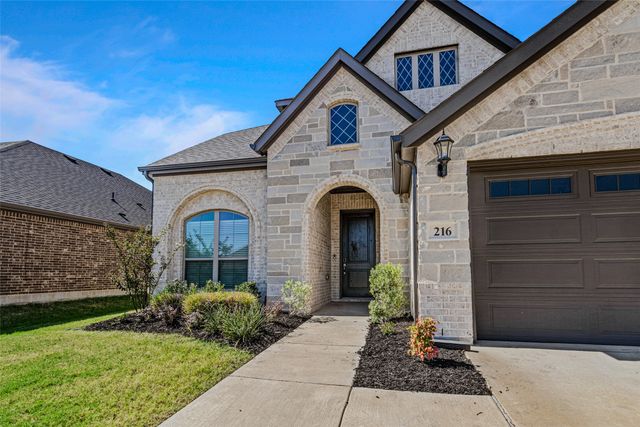 216 Cow Hand Drive, Waxahachie, TX 75165