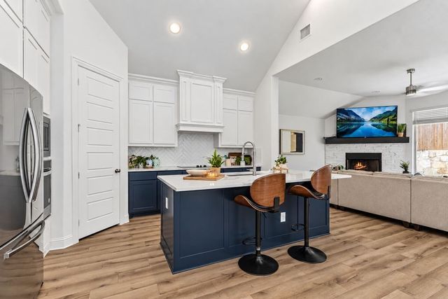 216 Cow Hand Drive, Waxahachie, TX 75165