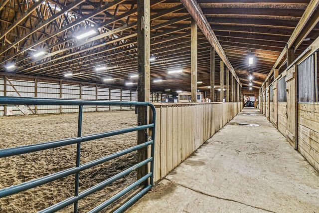 1595 Angling Road, Grandville, MI 49418