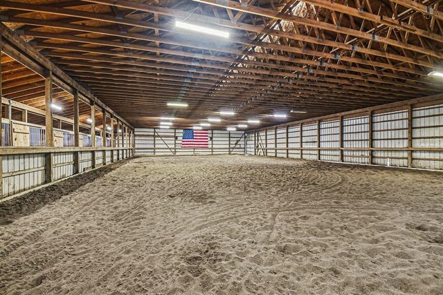 1595 Angling Road, Grandville, MI 49418