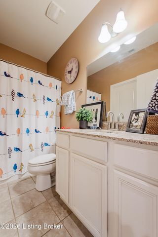 6913 Franklin Farmer Way, Louisville, KY 40229