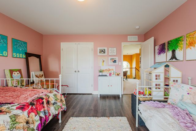 6913 Franklin Farmer Way, Louisville, KY 40229