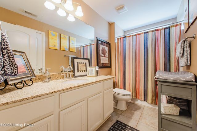 6913 Franklin Farmer Way, Louisville, KY 40229