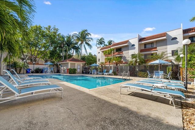 1401 NE 9th Street 65, Fort Lauderdale, FL 33304