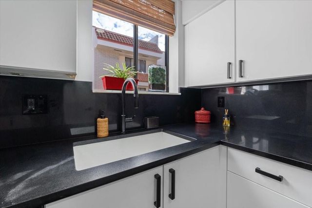 1401 NE 9th Street 65, Fort Lauderdale, FL 33304