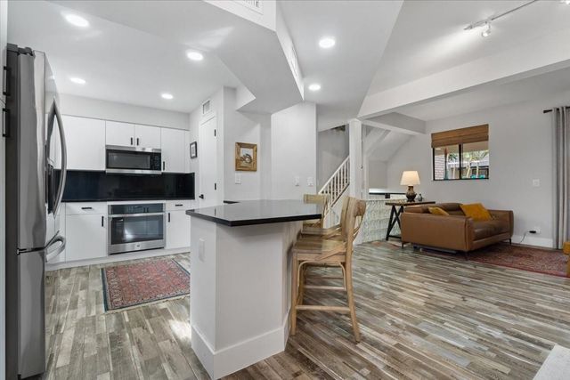 1401 NE 9th Street 65, Fort Lauderdale, FL 33304