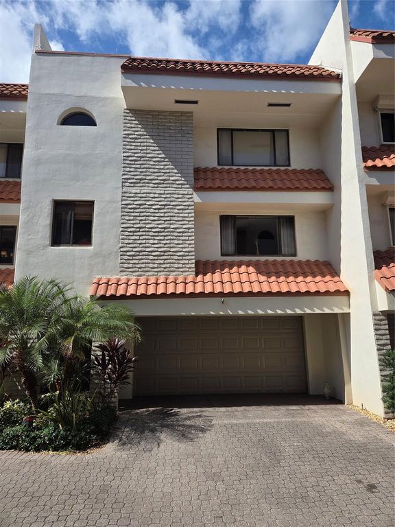 1401 NE 9th Street 65, Fort Lauderdale, FL 33304