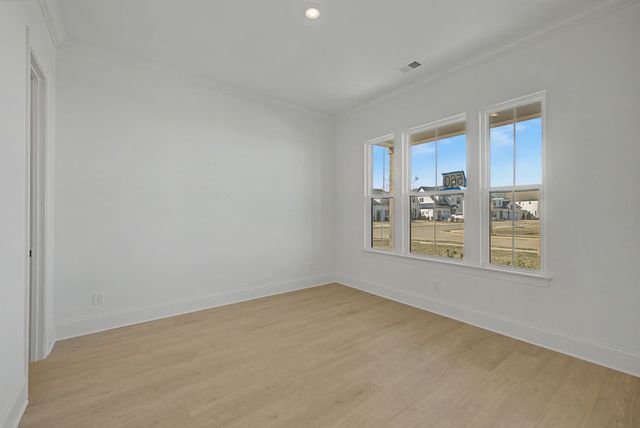 5747 Sagebrush Dr, Murfreesboro, TN 37129