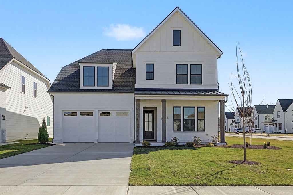 5747 Sagebrush Dr, Murfreesboro, TN 37129