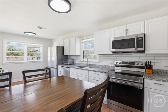 102 Coleraine Drive, Port Wentworth, GA 31407