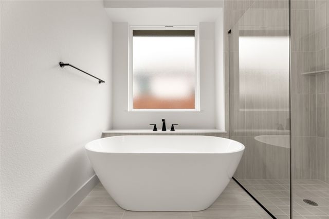 8720 Heartland Drive, Fort Worth, TX 76123